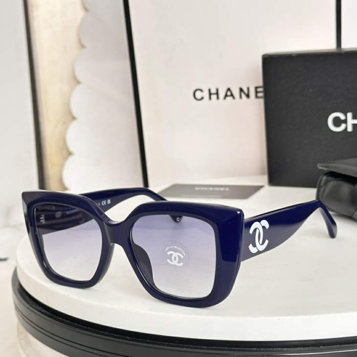 Picture of Chanel Sunglasses _SKUfw76772142fw
